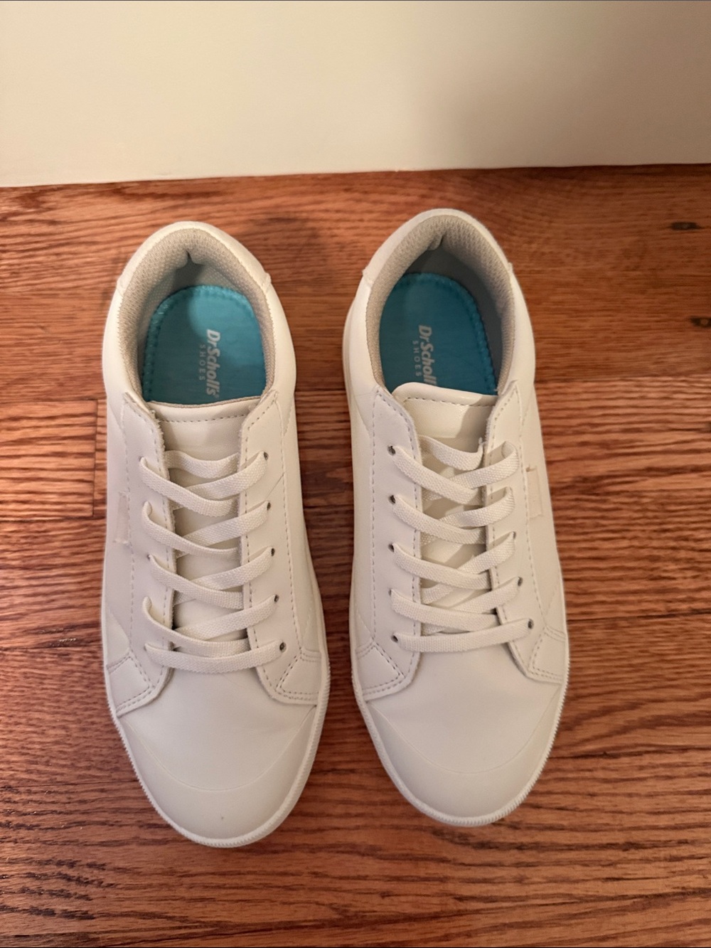 Dr. Scholl's Girls’ White Lace-Up Sneakers with Teal Insole